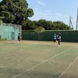 屋外：真夏のテニスで気を付けること？